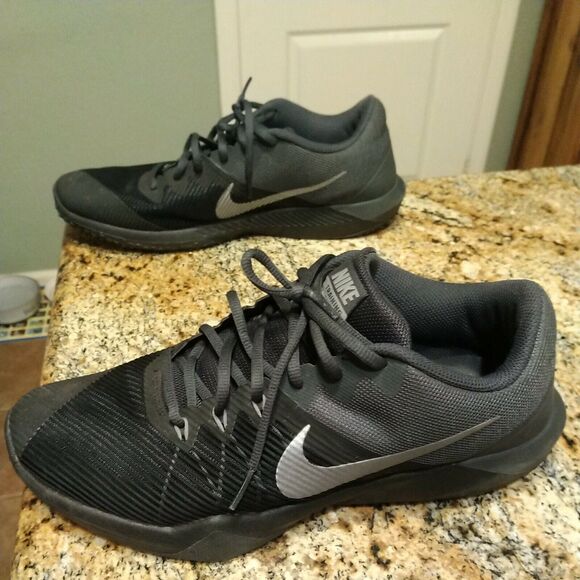 Nike Men's Retaliation Cross Training 917707-001 (Size 11 US) Pre-Owned - Great! - Picture 6 of 12